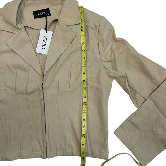 CIDER Beige Notched Collar Crop Cotton Blazer - Picture 10 of 10